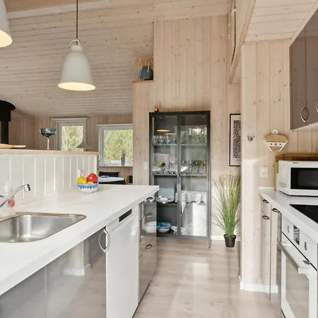 1066 Holiday home *